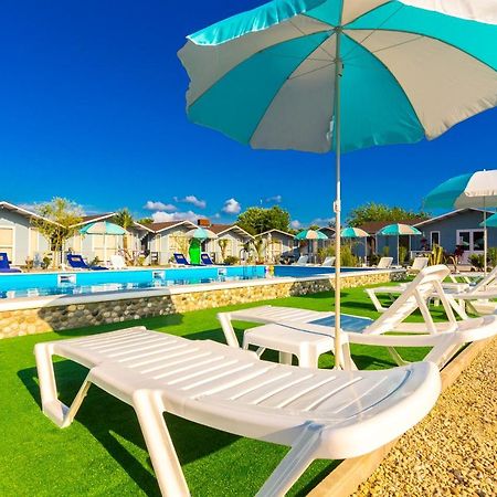 Letnjaya Skazka Hotel Alakhadze Екстериор снимка