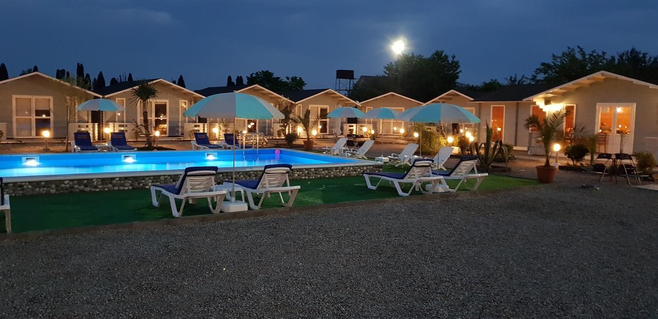 Letnjaya Skazka Hotel Alakhadze Екстериор снимка