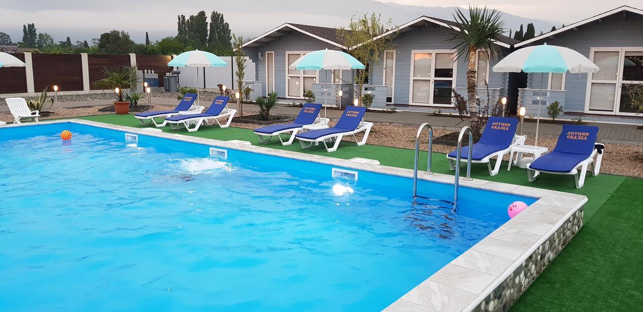 Letnjaya Skazka Hotel Alakhadze Екстериор снимка