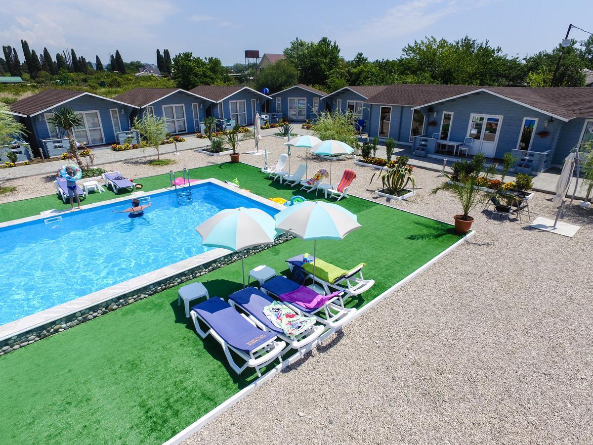 Letnjaya Skazka Hotel Alakhadze Екстериор снимка