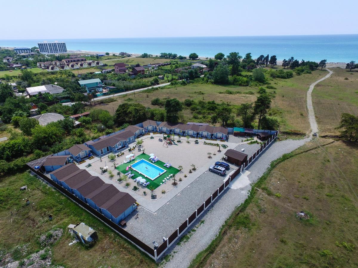 Letnjaya Skazka Hotel Alakhadze Екстериор снимка