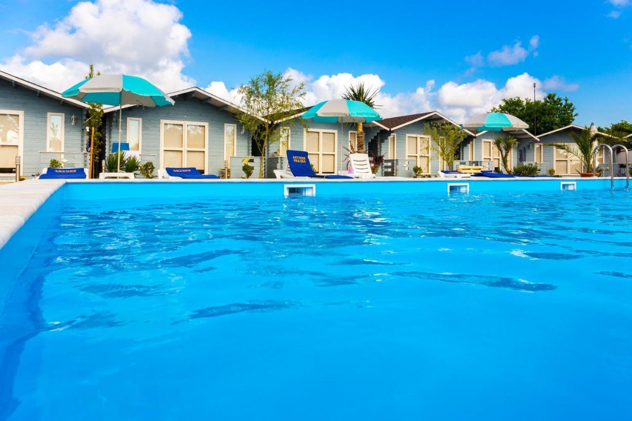 Letnjaya Skazka Hotel Alakhadze Екстериор снимка