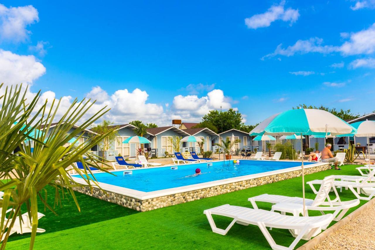 Letnjaya Skazka Hotel Alakhadze Екстериор снимка