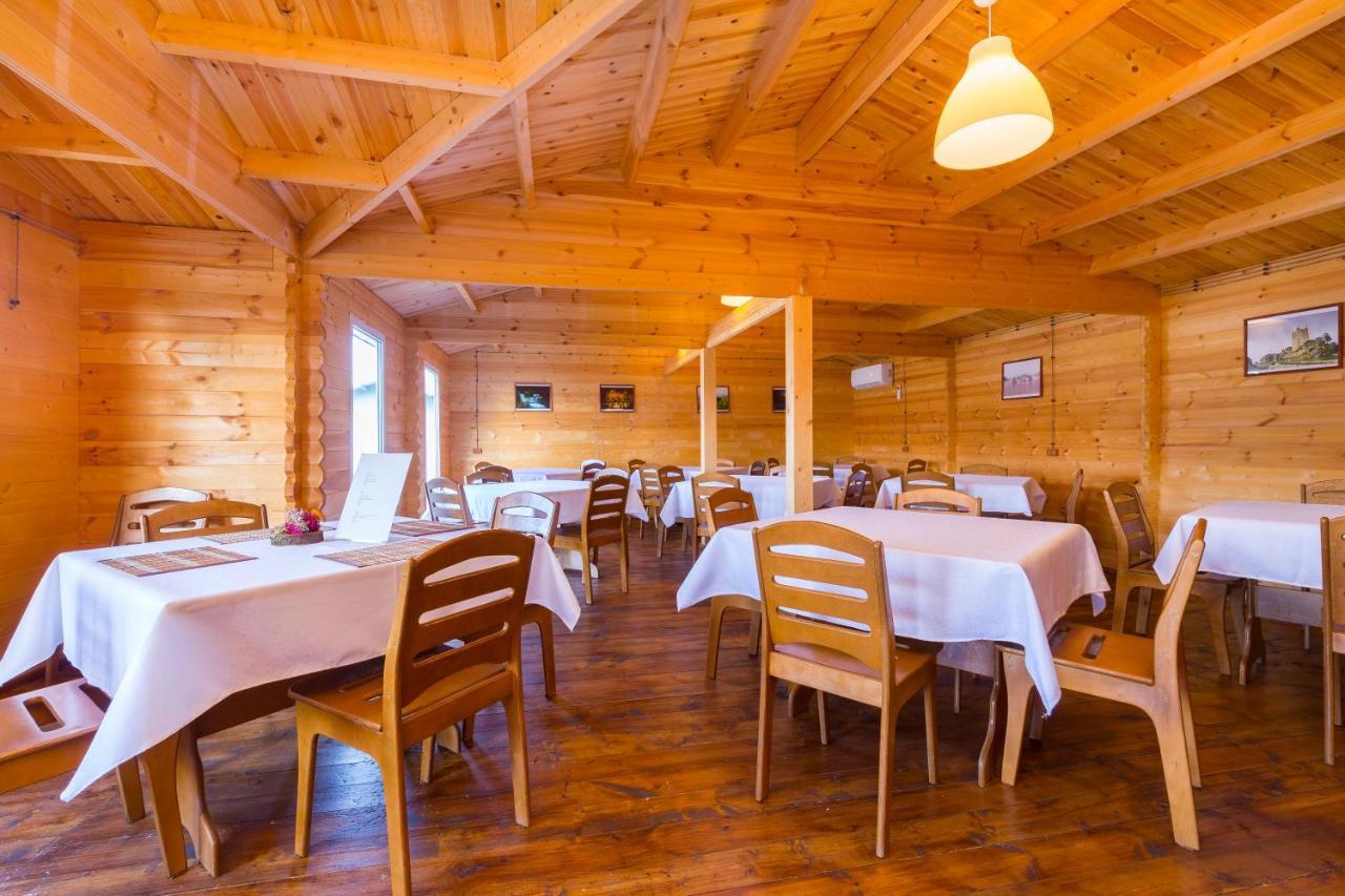 Letnjaya Skazka Hotel Alakhadze Екстериор снимка