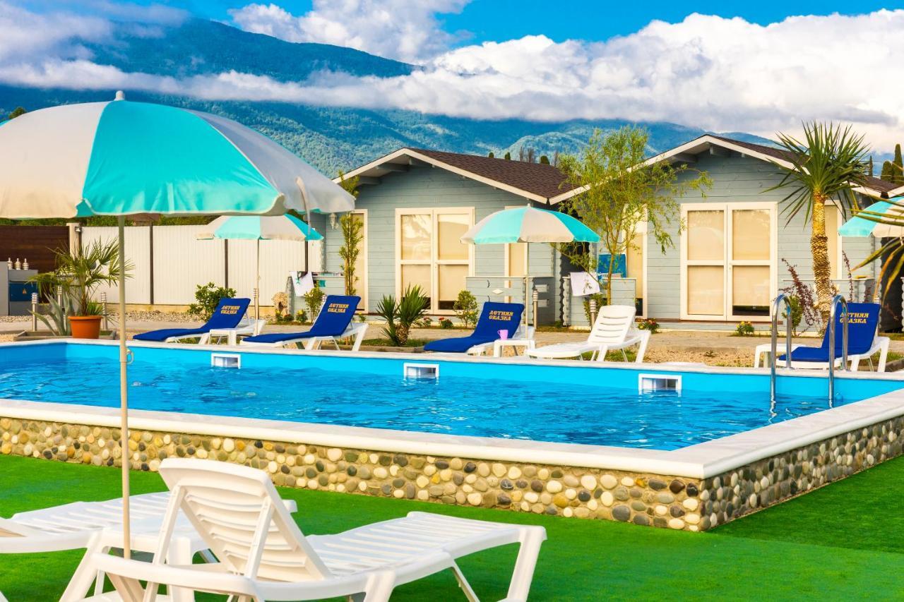 Letnjaya Skazka Hotel Alakhadze Екстериор снимка