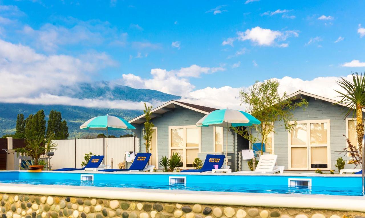 Letnjaya Skazka Hotel Alakhadze Екстериор снимка